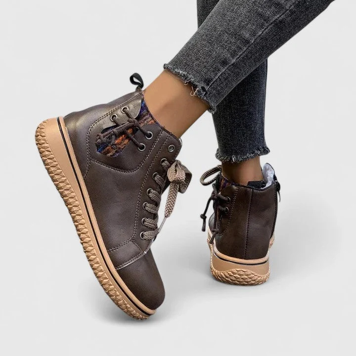 Nyrah | Orthopedic Boots