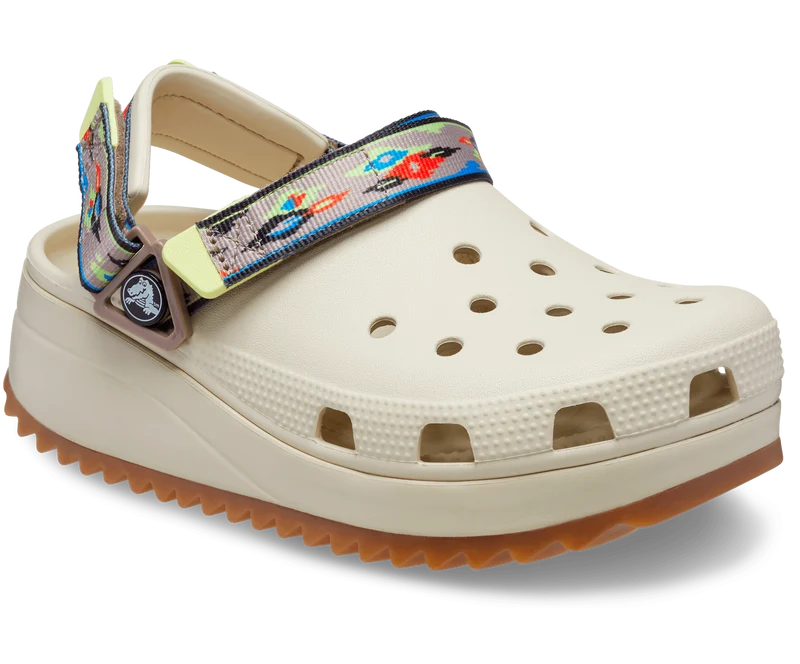 Crocs Unisex Hiker Ikat Clog – Knochen