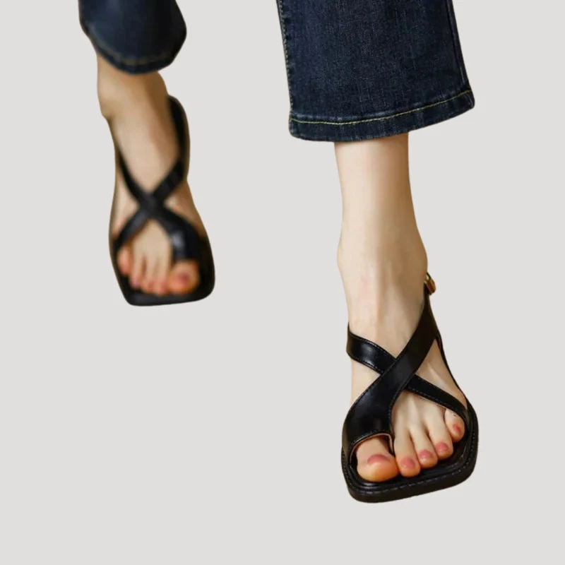 Saskia | Damen Quadratzehenform Blockabsatz Sandale