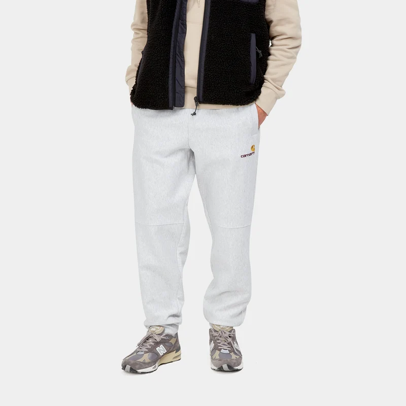 Carhartt WIP Herren American Script Jogginghose - Aschgrau