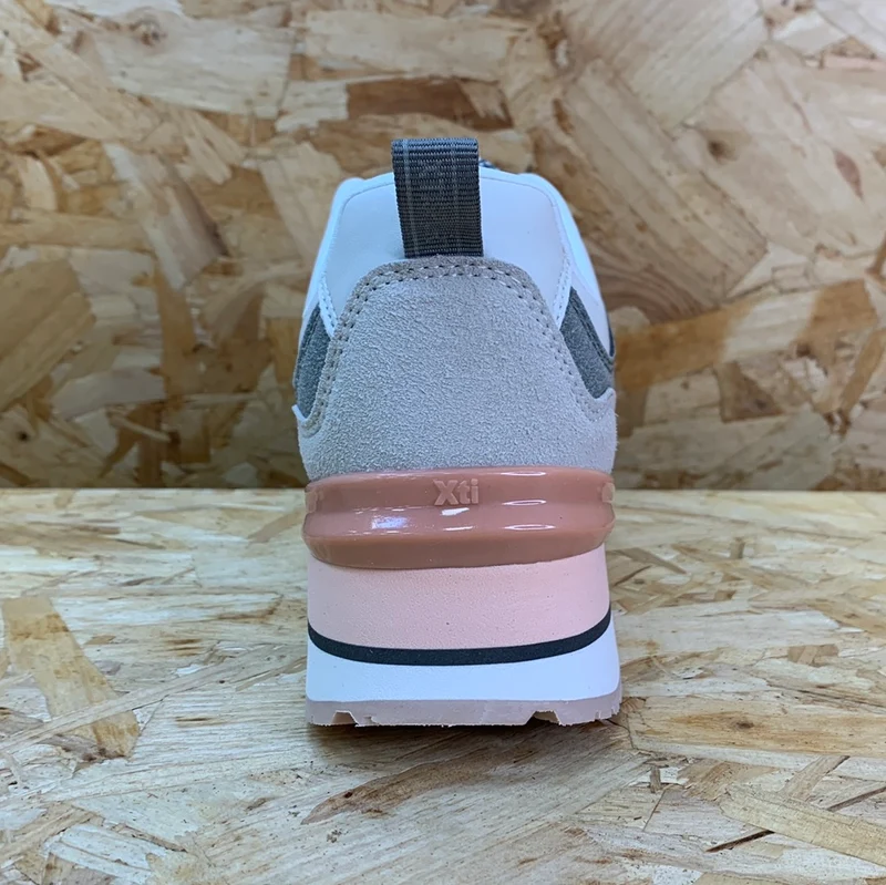 Xti Modische Damen-Sneaker – Nude