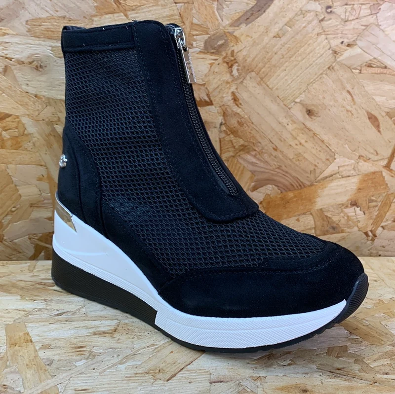Xti Modische Damen-Sneaker mit Keilabsatz – Schwarz