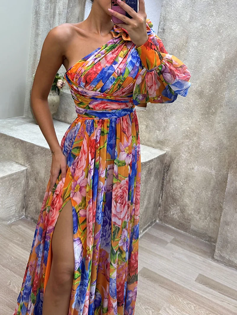 Philippa | Damen One-Shoulder Blüten Maxikleid mit Schlitz