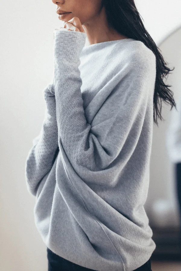 Xanthe | Damen Asymmetrischer Off-Shoulder Pullover