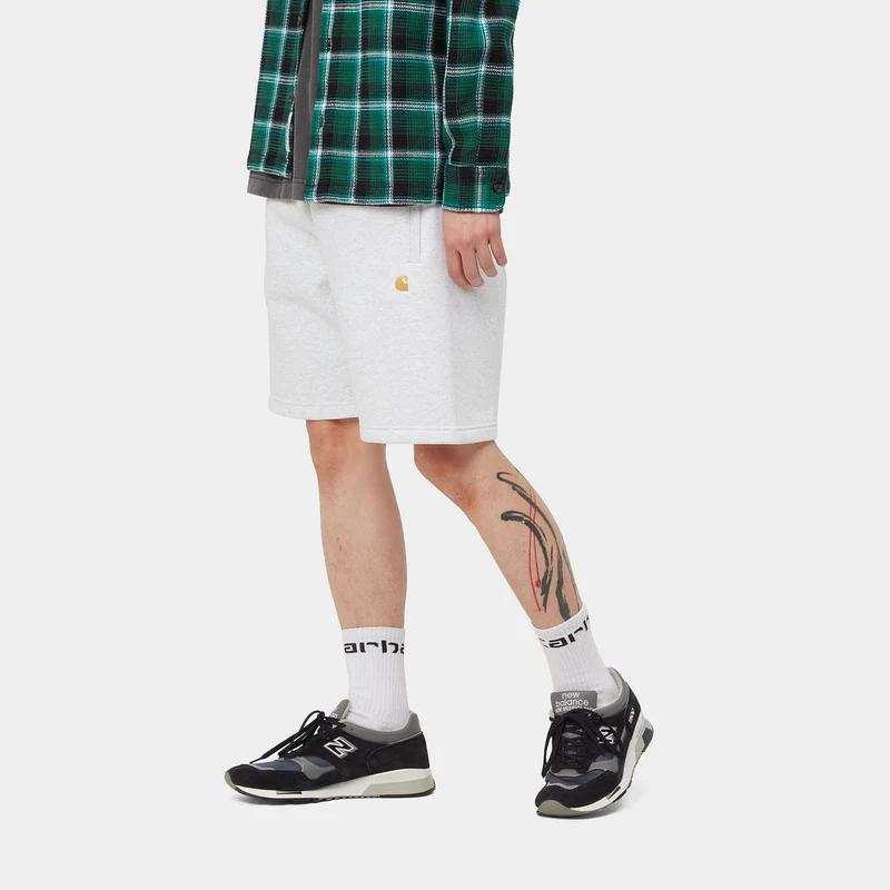 Carhartt WIP Herren Chase Sweat Short – Ash Heather