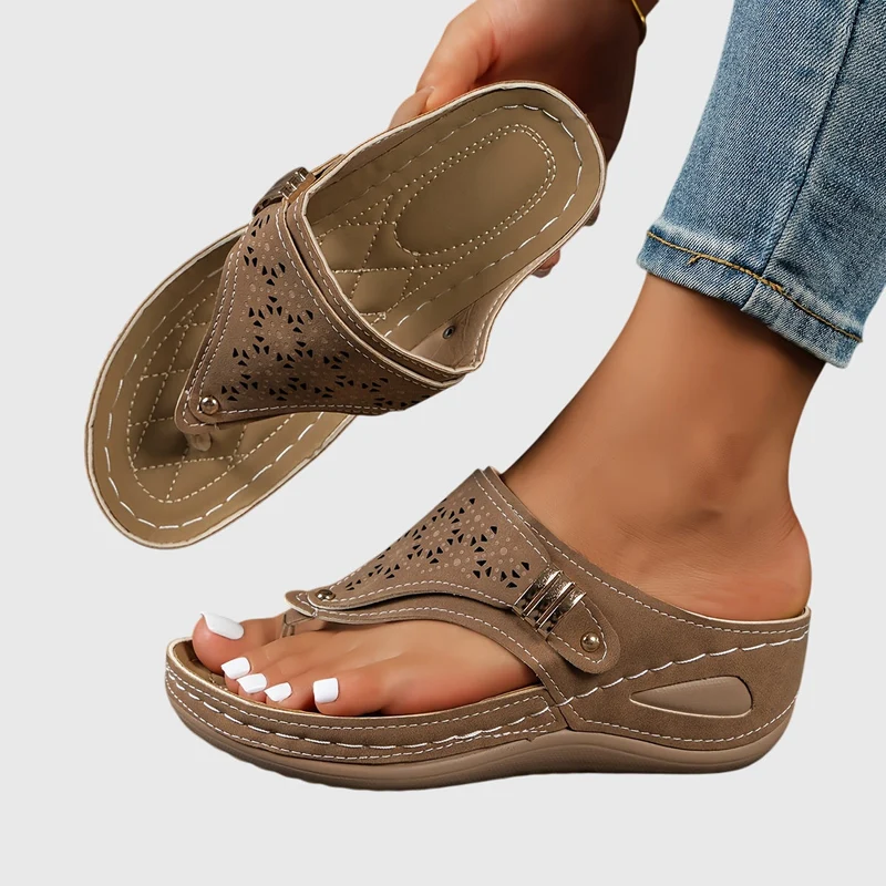 Tabitha | Damen Bequeme Sandalen mit Zehensteg