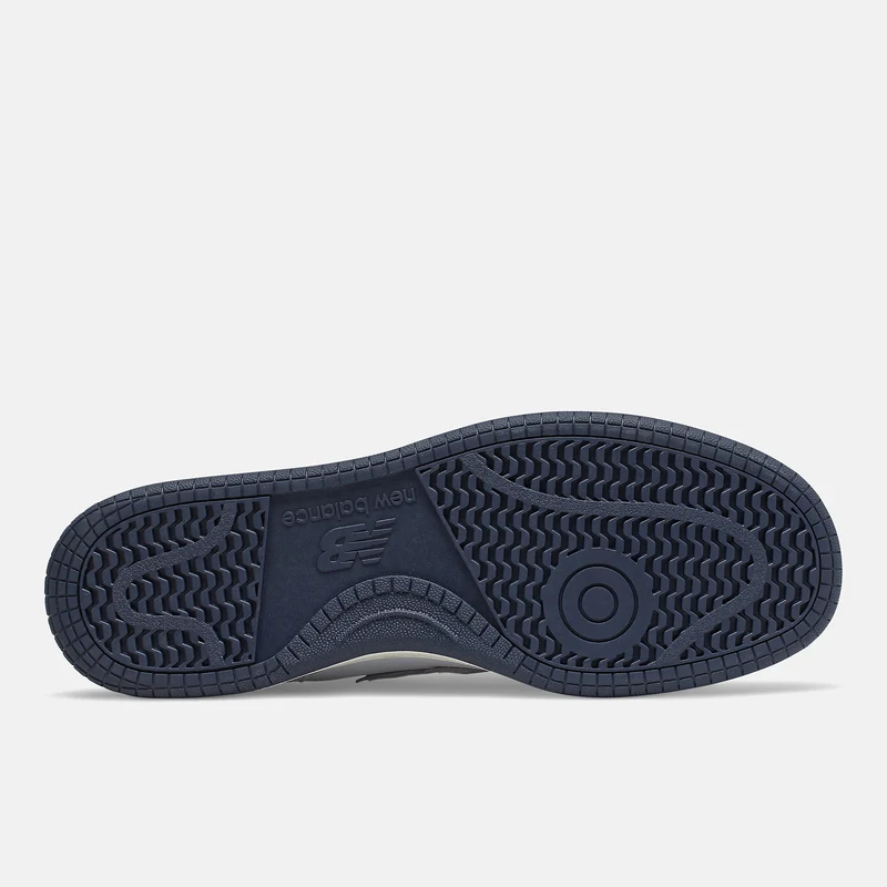 New Balance Basketball-Mode-Turnschuhe für Herren – Weiß/Rot