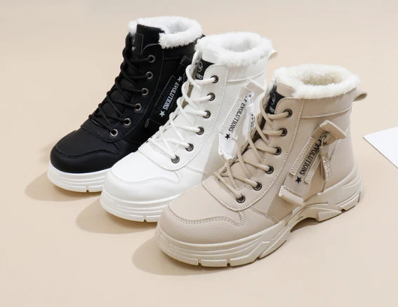 Coline | Gefütterte Plateausohle Schneestiefel