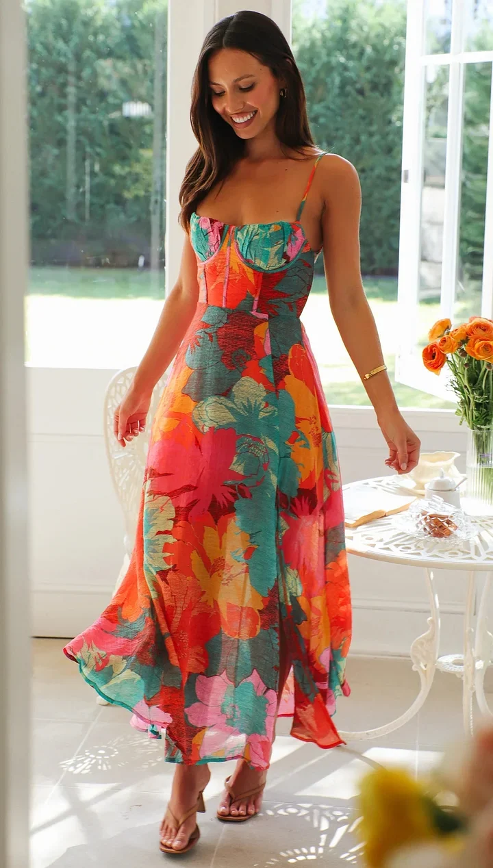 Aspasia | Flirty Eleganz mit femininer Leichtigkeit