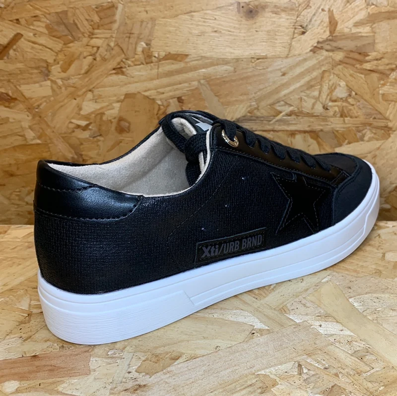 Xti Mode-Sneaker für Damen – Schwarz