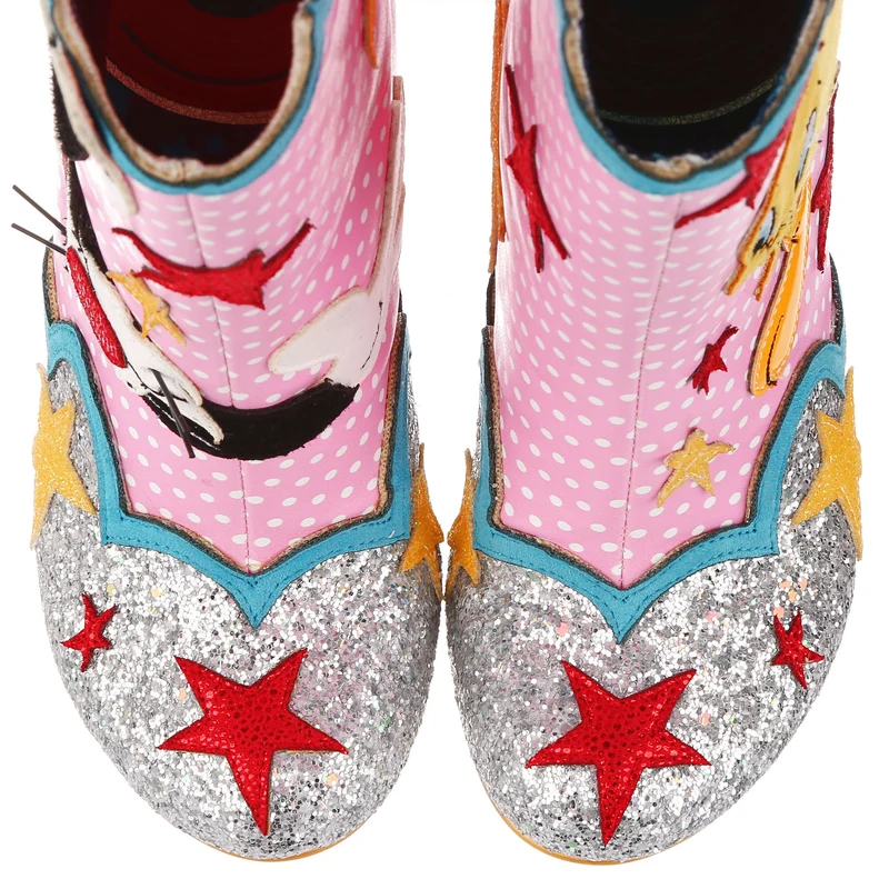 Irregular Choice Frauen Looney Tunes Sufferin Succotash Boots