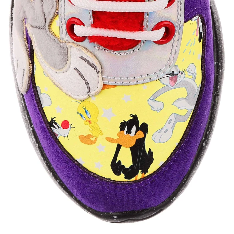 Irregular Choice Frauen Looney Tunes Karotten & Witze Trainer