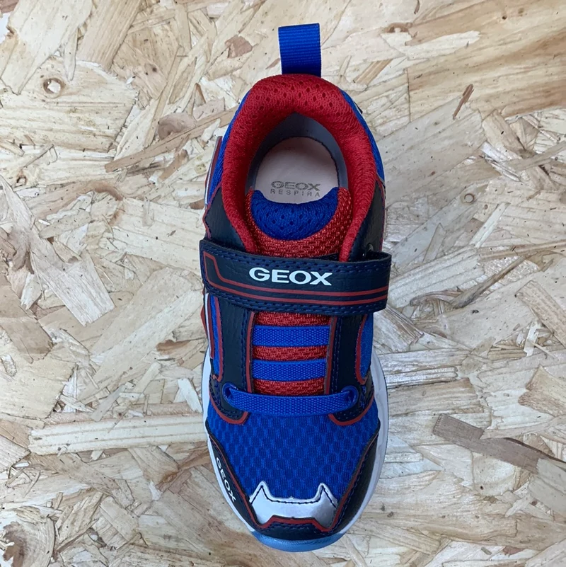 Geox Leuchtende Fledermaus-Turnschuhe für Kinder – Königsblau / Rot