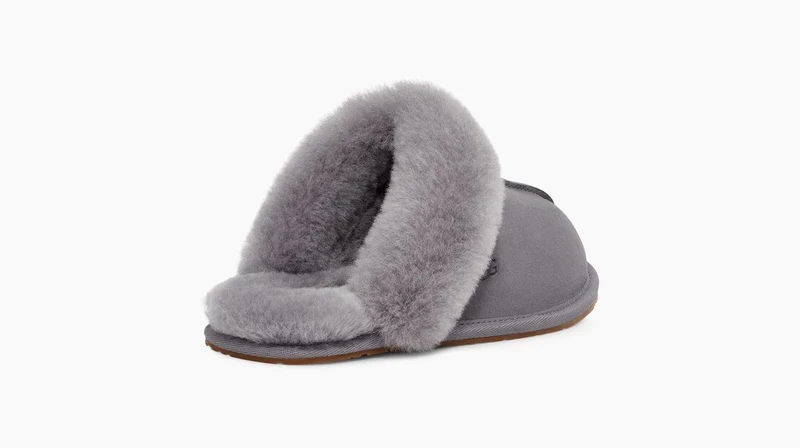 UGG Damen Scuffette II Hausschuhe – Leuchtturm