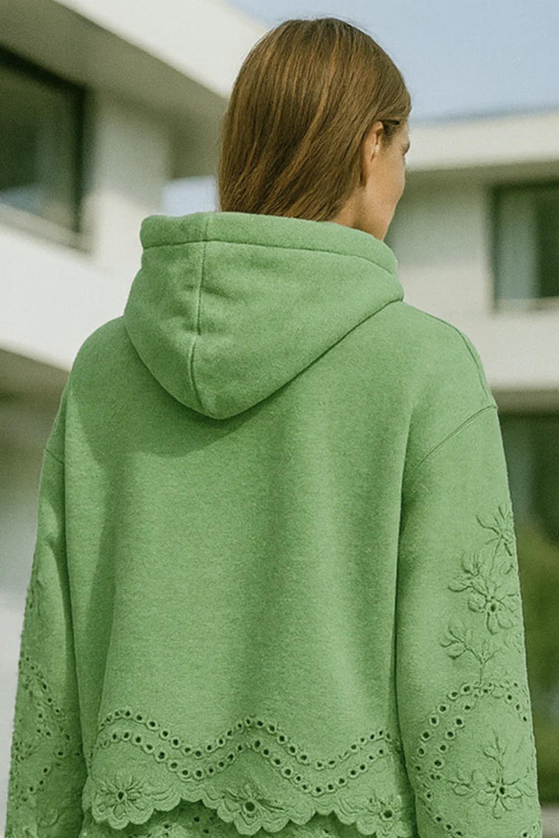 Lucia | Jumper mit Spitzen-Details