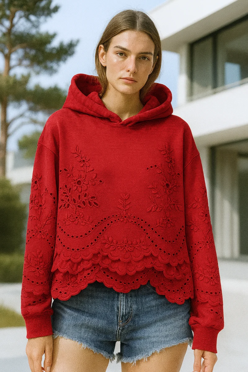 Lucia | Jumper mit Spitzen-Details