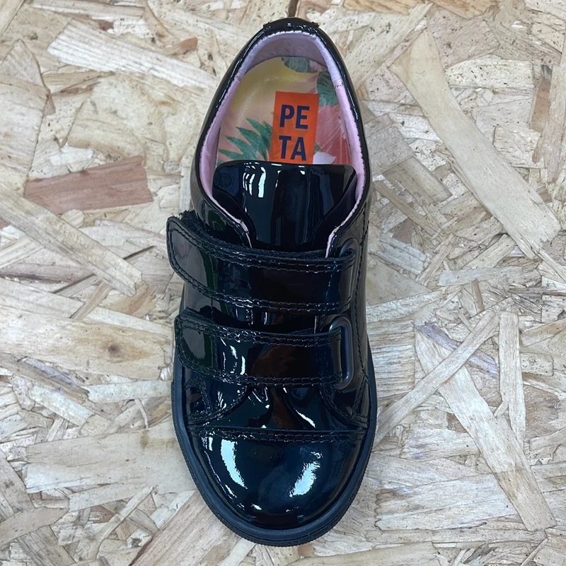 Petasil Palmira-Lacklederschuh für Kinder – Schwarz