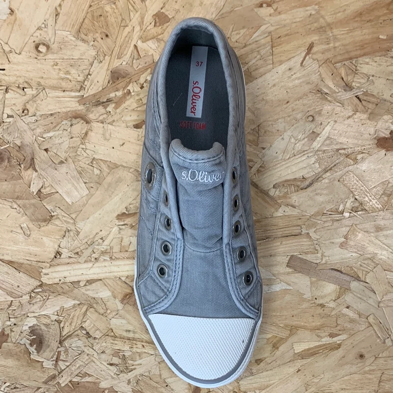 S. Oliver Modischer Damen-Slip-On-Trainer – Soft Blue