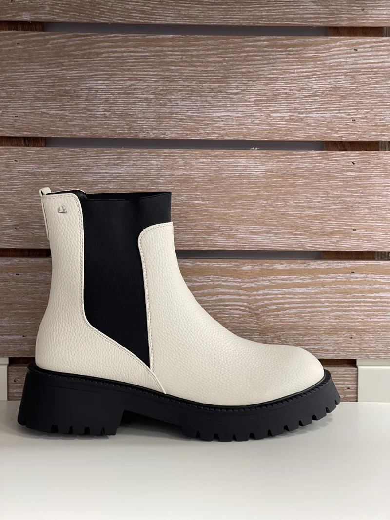 Una Healy Frauenmode Chelsea Boot - Klaviertaste