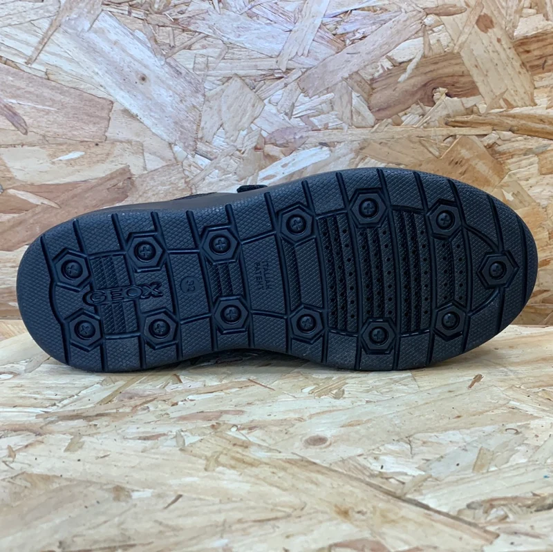 Geox Riddock BF Schulschuhe für Kinder – Schwarz