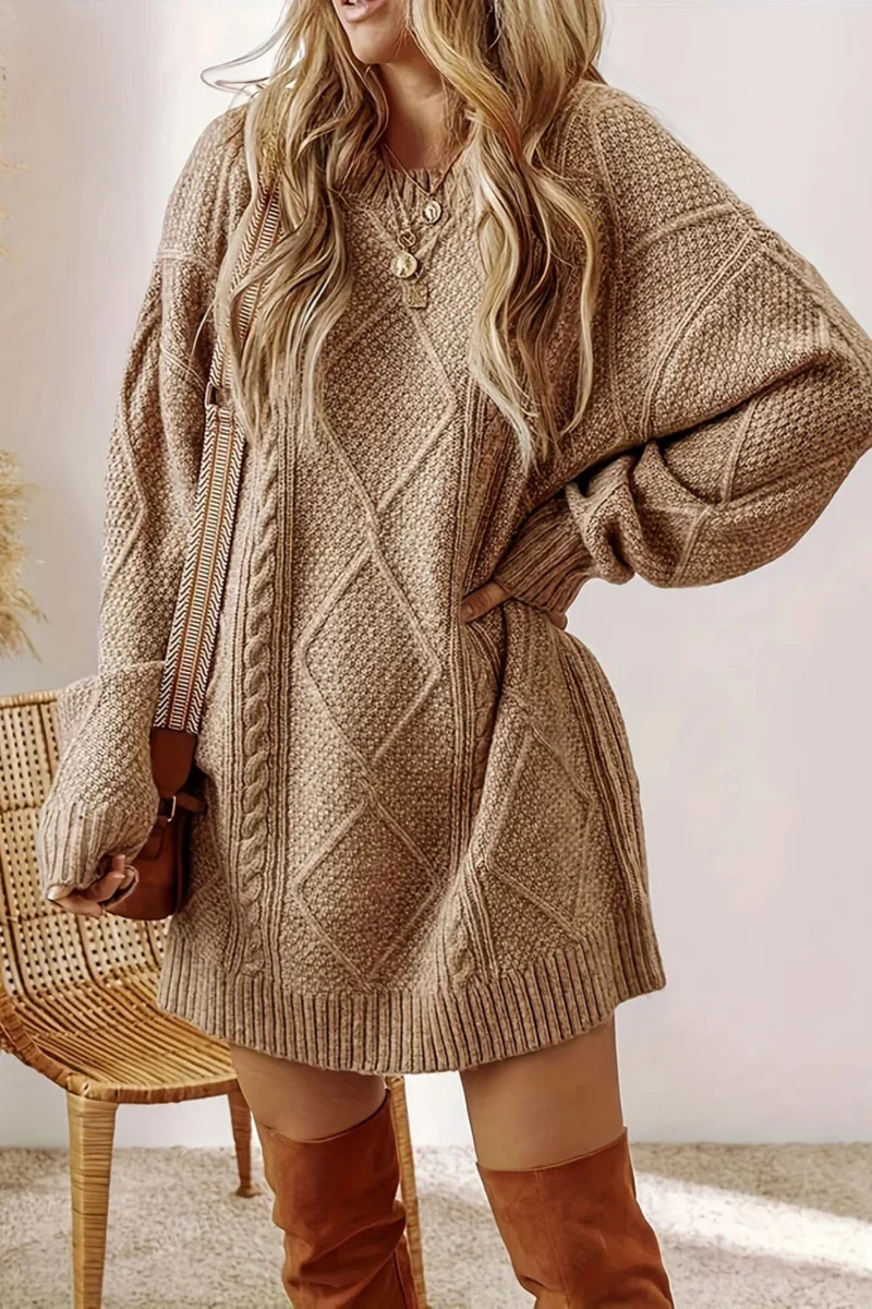 Juna | Strickkleid mit Zopfmuster