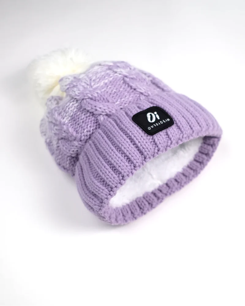 Outside In Unisex-Wintermütze mit Bommel – Purple Fade
