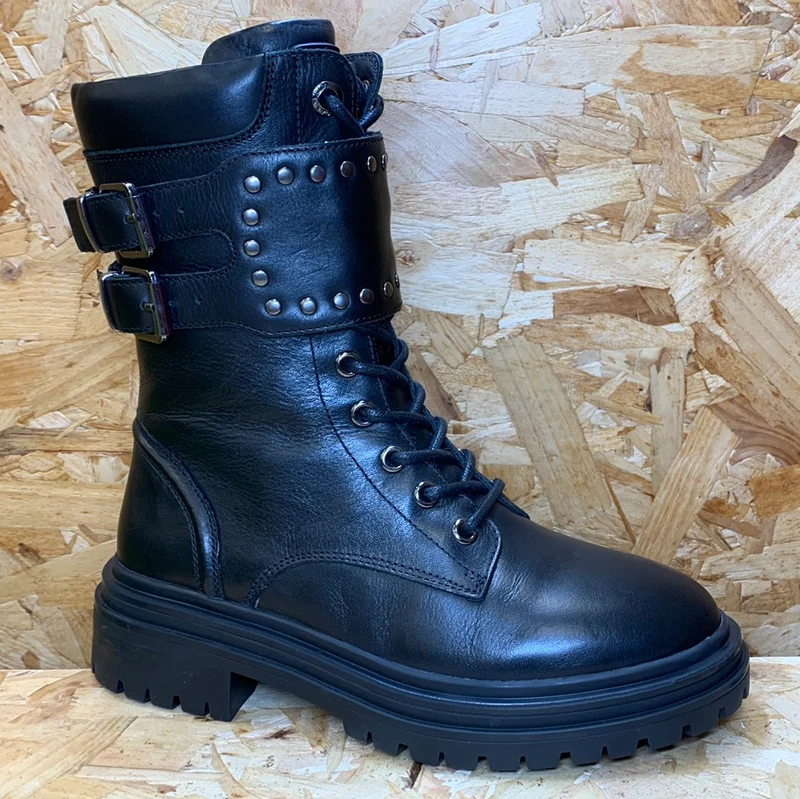 Carmela Modischer Damenstiefel aus Leder – Schwarz