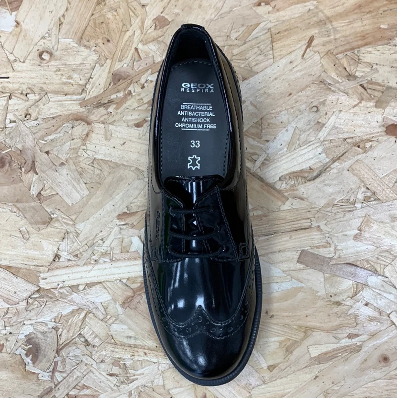 Geox Schulschuhe Agata D aus Lackleder für Kinder – Schwarz