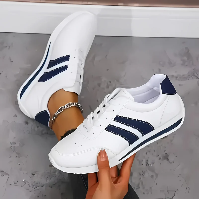 Lettie Handgefertigte Damen-Sneaker aus Leder | Blau