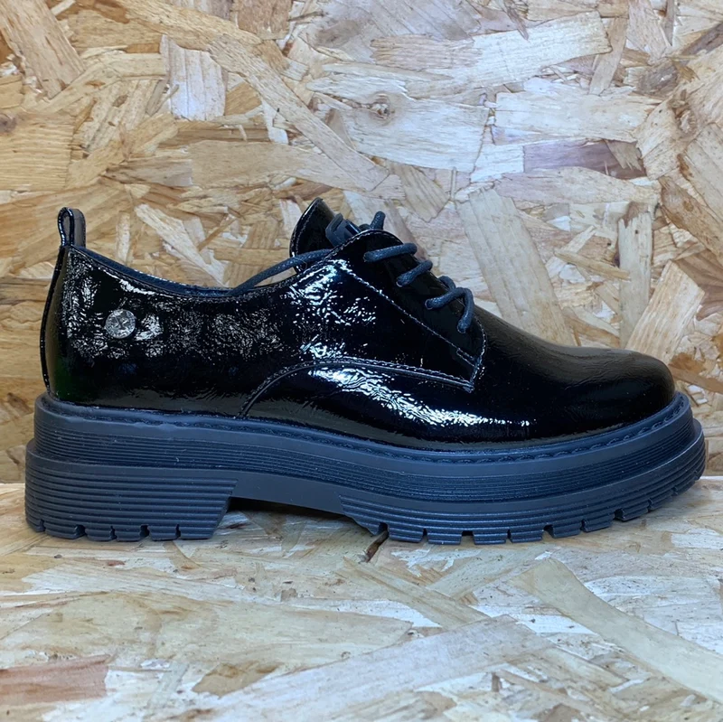 Xti Mode-Lackschuh für Damen – Schwarz