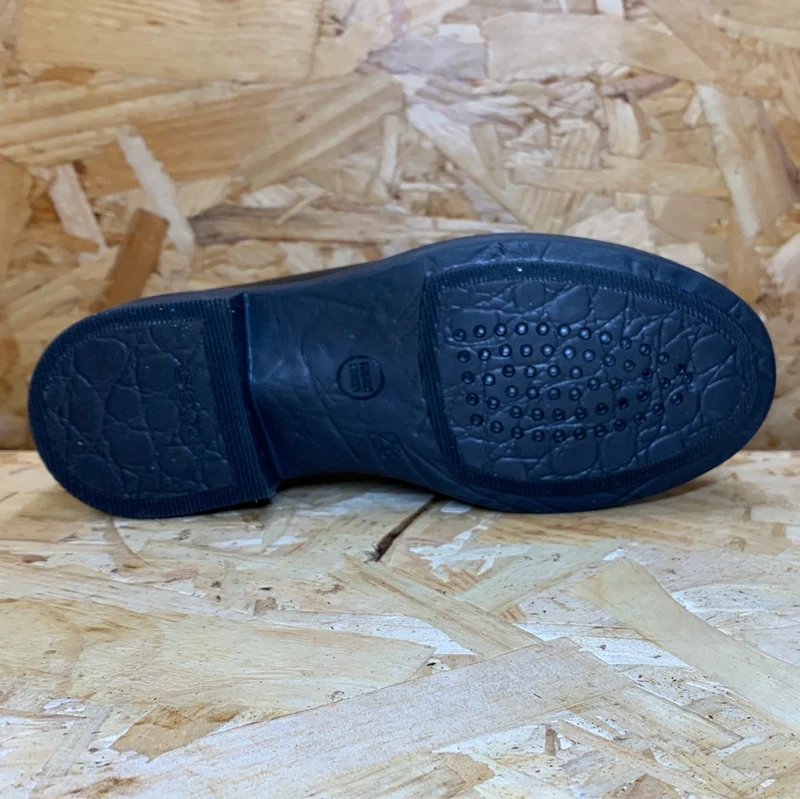 Geox Kinder Agata A Schulschuh aus Glattleder – Schwarz