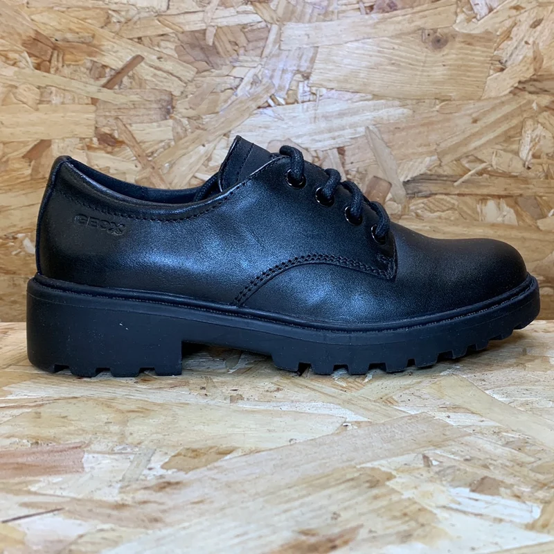 Geox Kinder Casey C Schulschuh aus Glattleder – Schwarz
