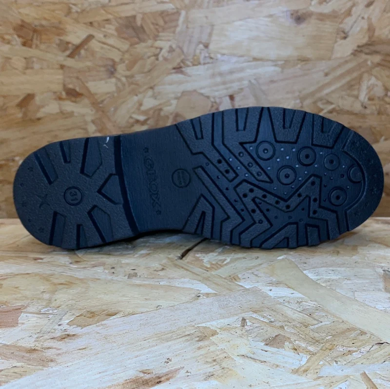 Geox Kinder Casey C Schulschuh aus Glattleder – Schwarz