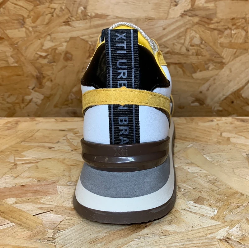 Xti Modische Damen-Sneaker – Panama