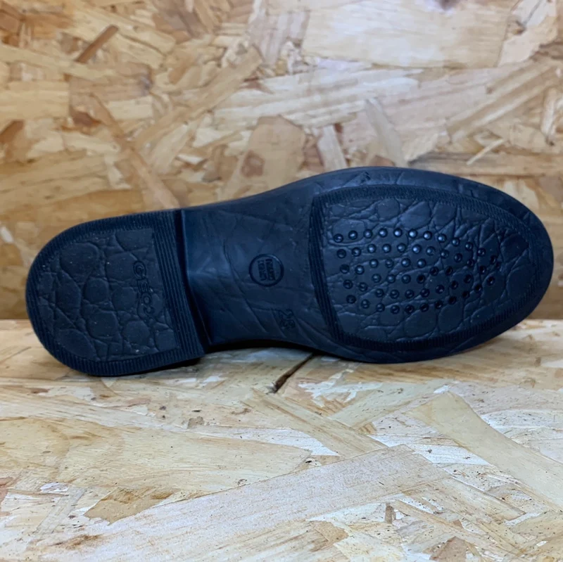 Geox Kinder Agata A Patent Schulschuh – Schwarz