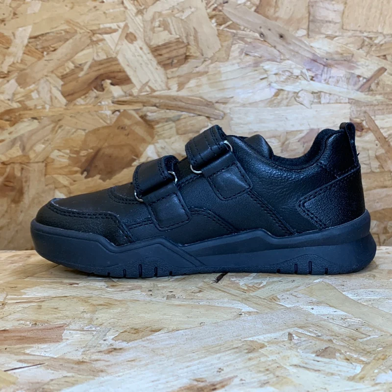 Geox Perth C Schulschuh für Kinder – Schwarz