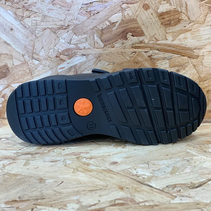 Biomecanics Kinder-Schulschuh aus Leder mit zwei Riemen – Schwarz