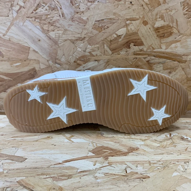 Mustang Modische Damen-Sneaker – Eis