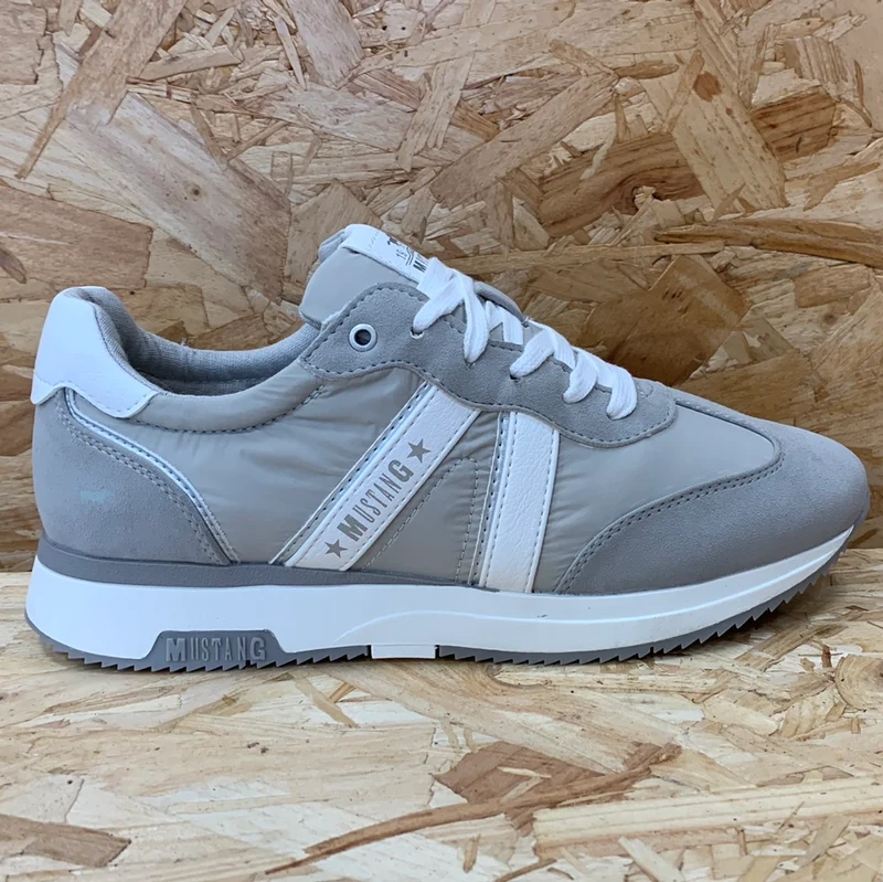 Mustang Modische Damen-Sneaker – Grau