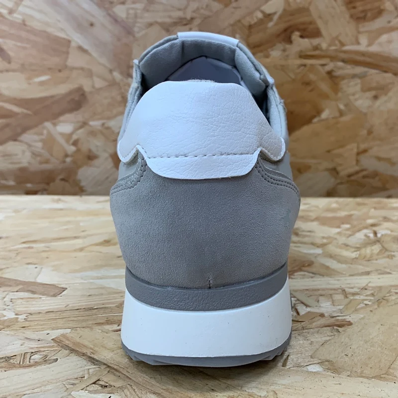 Mustang Modische Damen-Sneaker – Grau