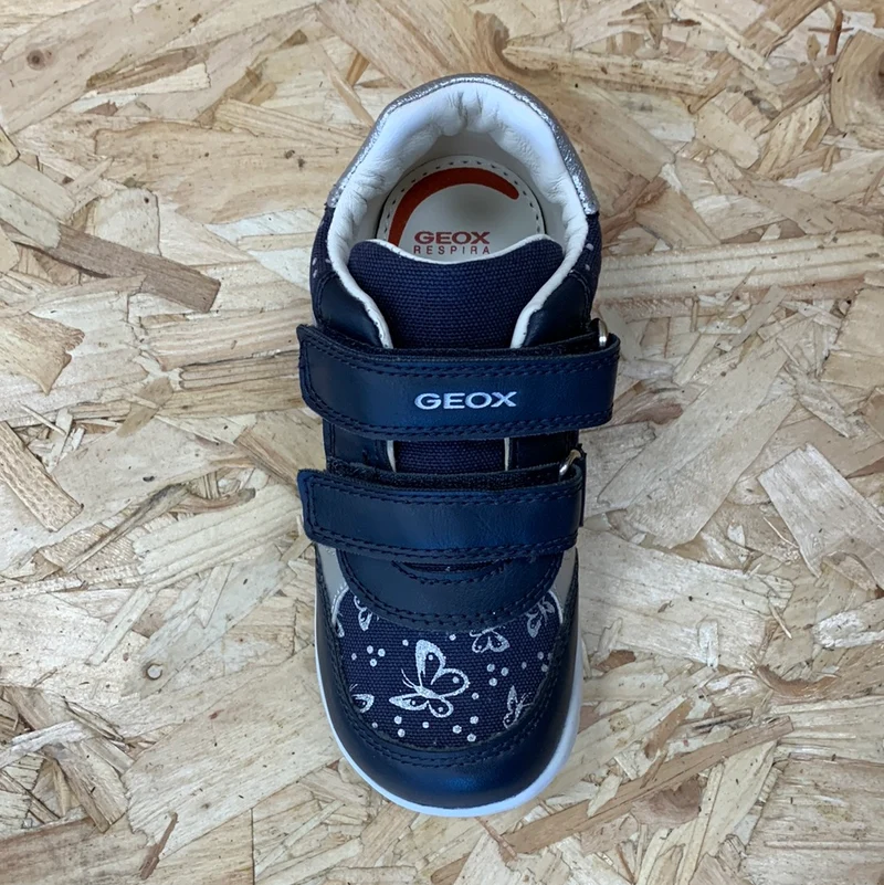 Geox Kleinkinder B Elthan GA Trainer – Marineblau/Silber