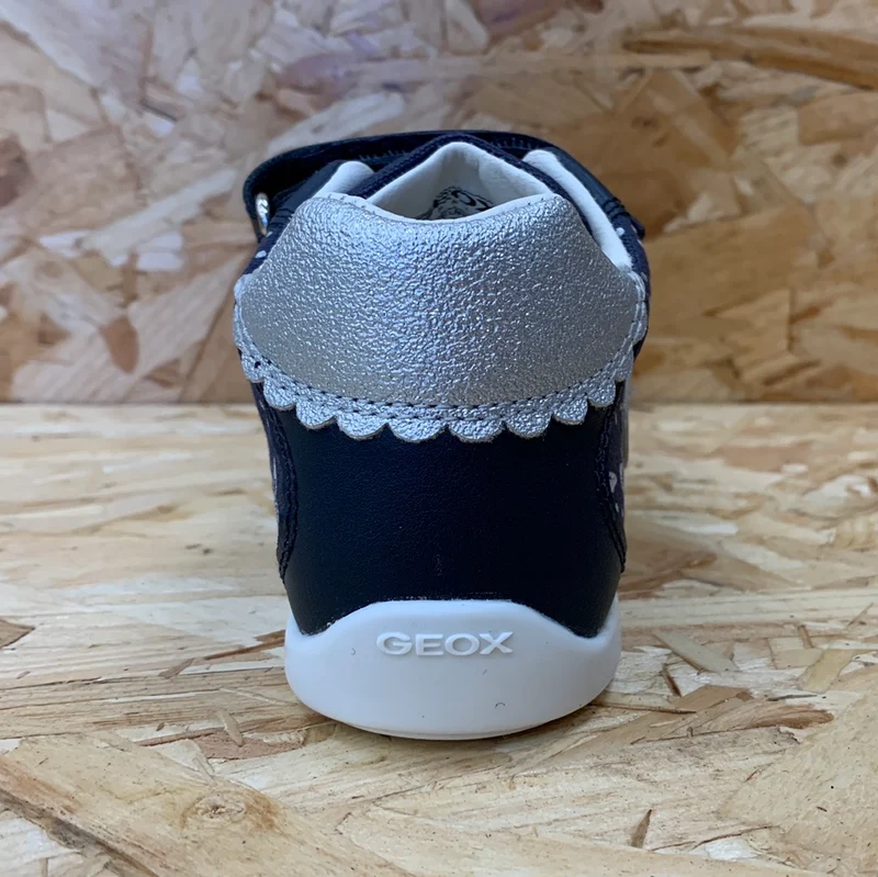 Geox Kleinkinder B Elthan GA Trainer – Marineblau/Silber
