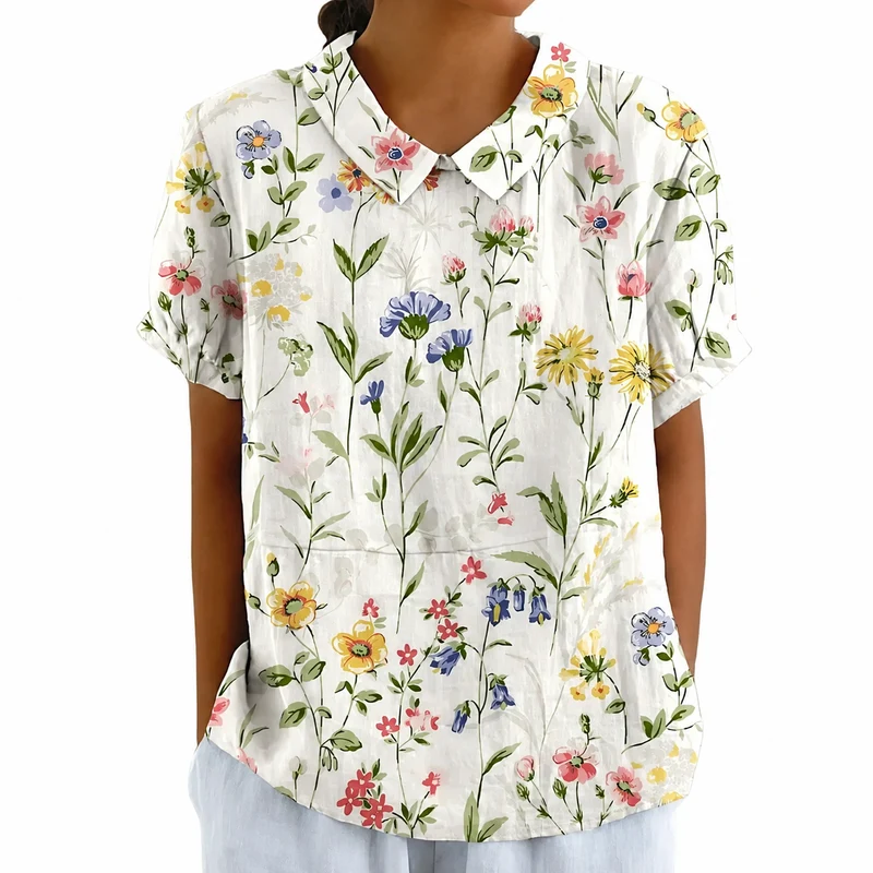 Kurzärmelige Damenbluse mit Blumenmuster und Bubikragen