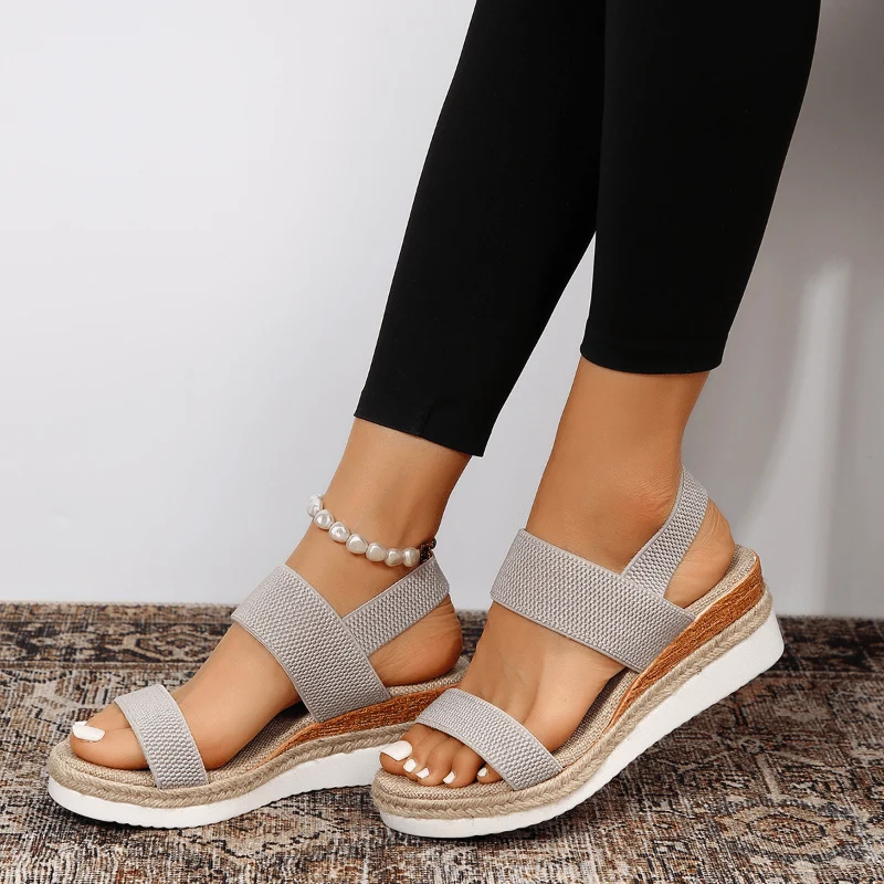 Damen-Plateau-Sandalen mit elastischen Riemen und Jute-Besatz