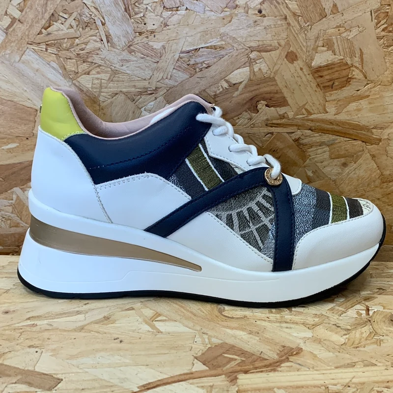 Kate Appleby Ellon-Trainer für Damen – Saphir