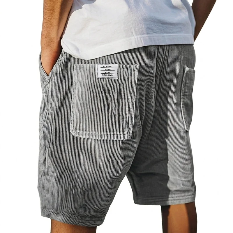 Herren Shorts mit Rippenstruktur und aufgesetzten Taschen