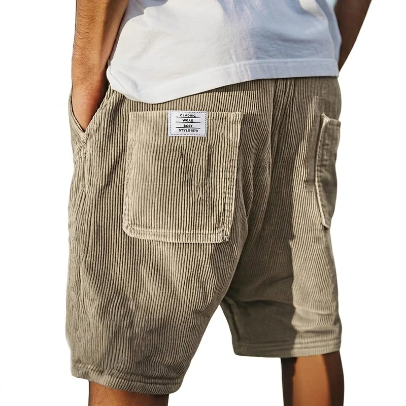 Herren Shorts mit Rippenstruktur und aufgesetzten Taschen