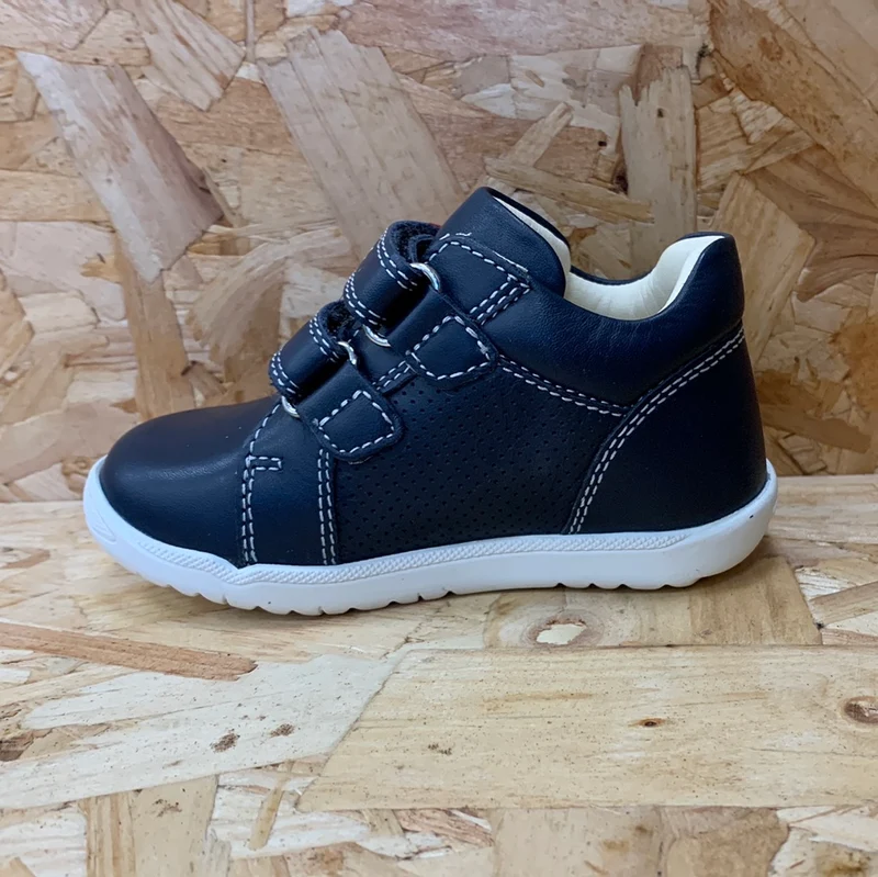Geox B Macchia BB-Trainer für Kleinkinder – Marineblau