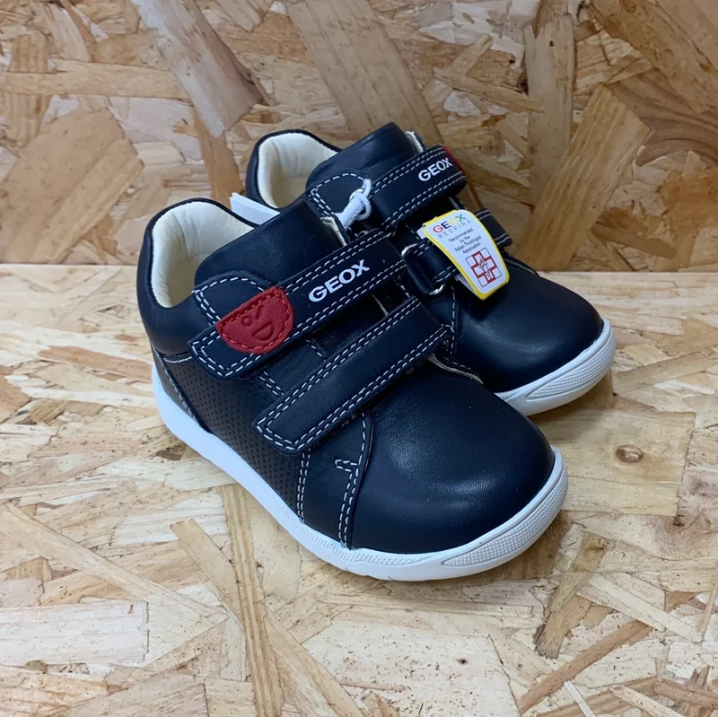 Geox B Macchia BB-Trainer für Kleinkinder – Marineblau