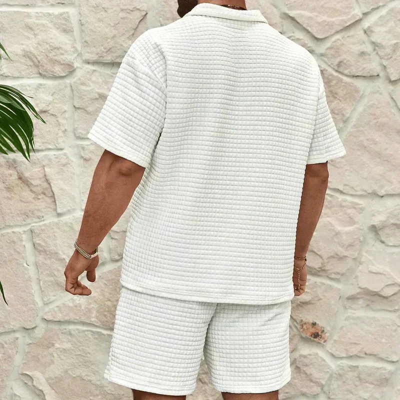Herren-Set aus Poloshirt mit Viertelreißverschluss und Shorts mit Gitterstruktur